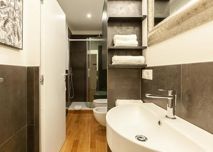 Easyhomes - Vincenzo Monti Apartament