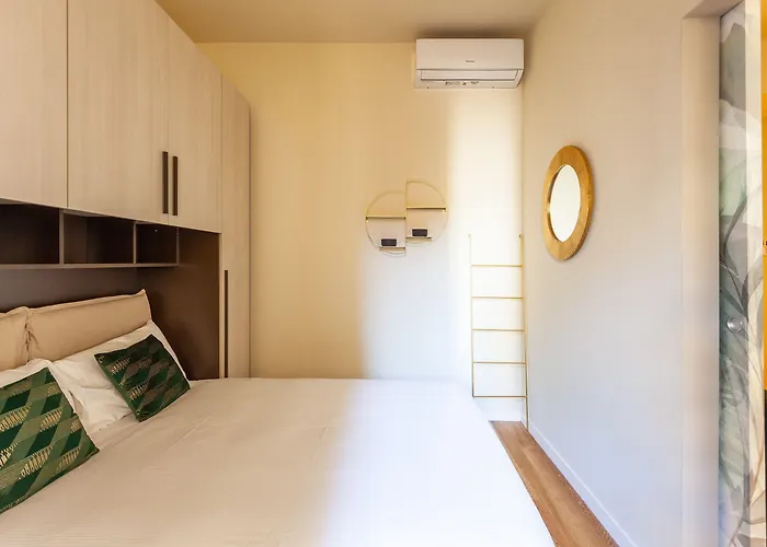 Easyhomes - Vincenzo Monti Mediolan